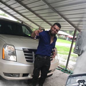 Meet your Posher, Daniel